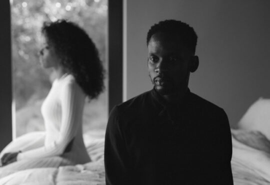 Mr Eazi - Violence